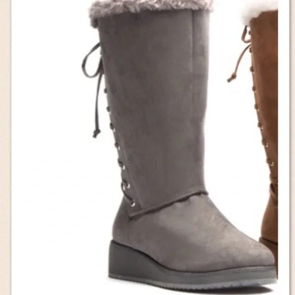 New in box Grey Micro suede women's boots sz 8.5 M - Picture 3 of 3